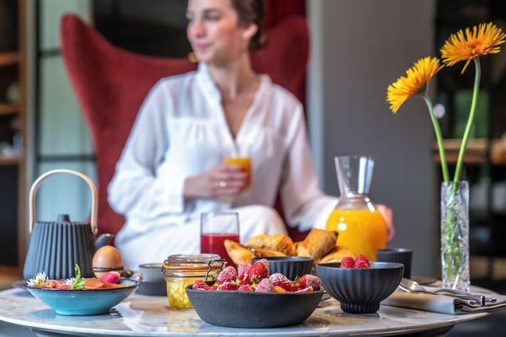 Breakfast/Coffee Service 67 of 73