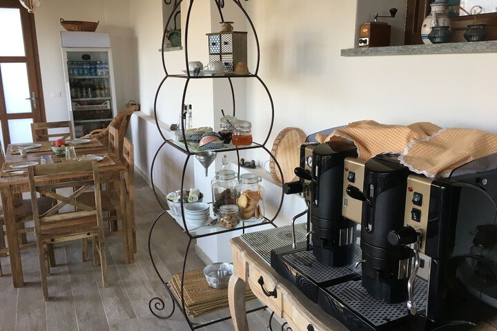 Breakfast/Coffee Service 44 of 71