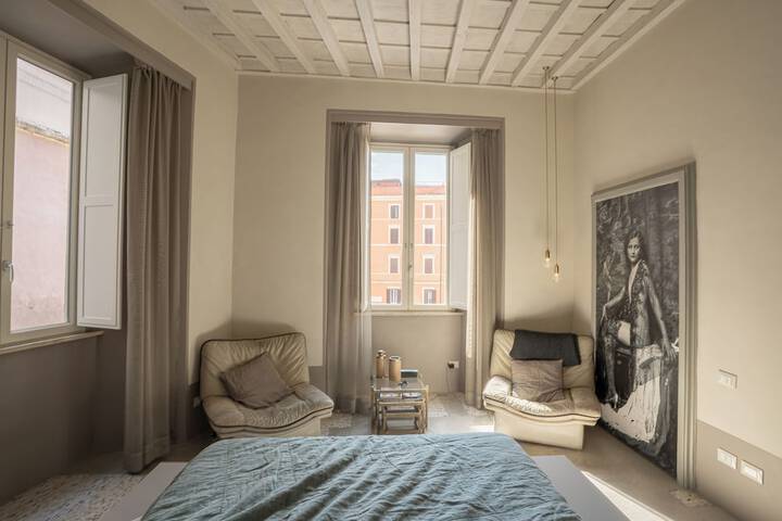 Room 9 of 39