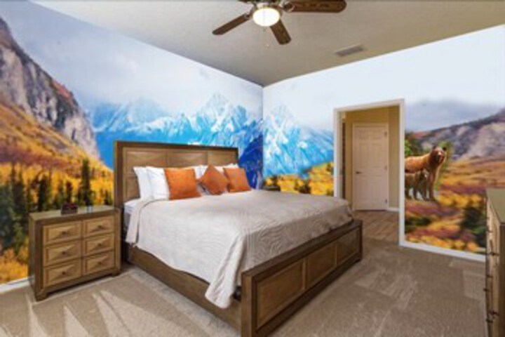 Room 35 of 51