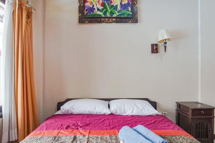 Room 16 of 36