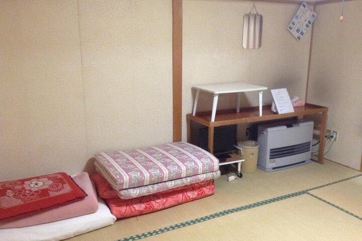 Room 12 of 39