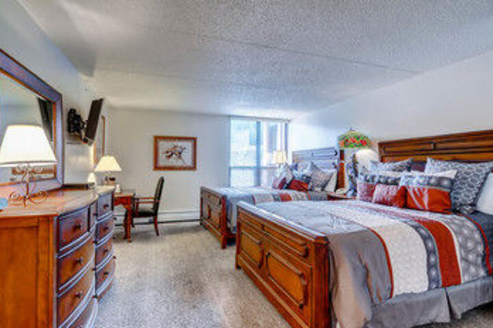 Room 14 of 21
