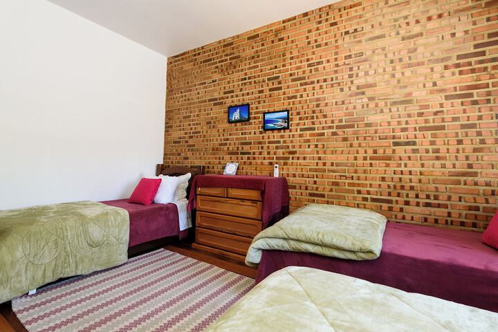 Room 15 of 201