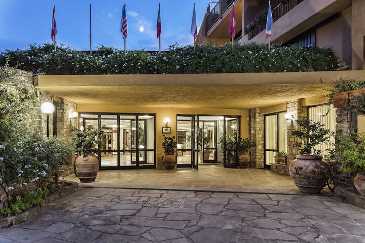 Hotel 2 of 78