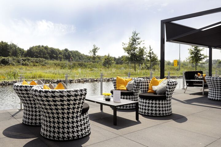 Terrace/Patio 44 of 46
