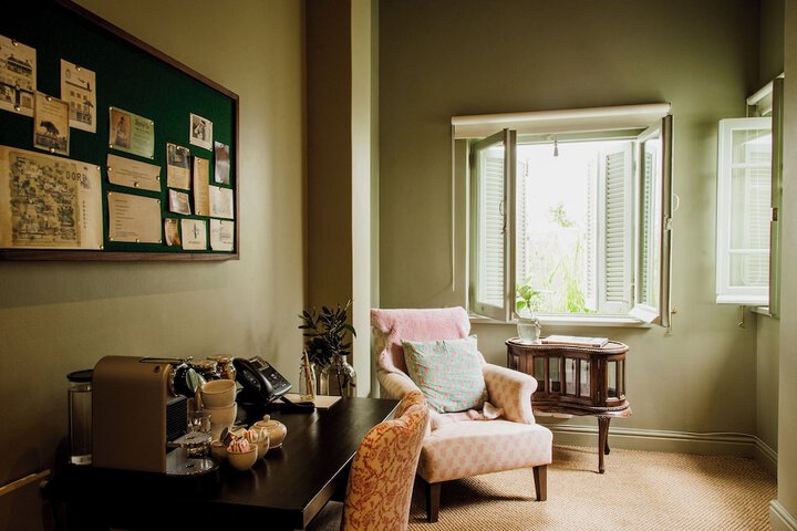 Room 10 of 110