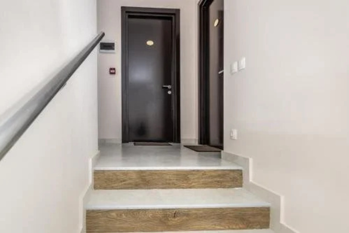 Room 10 of 20