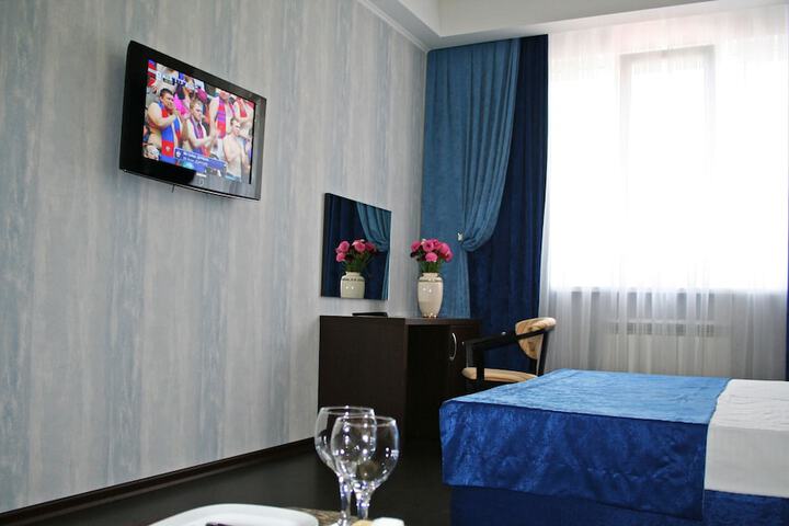 Room 14 of 72