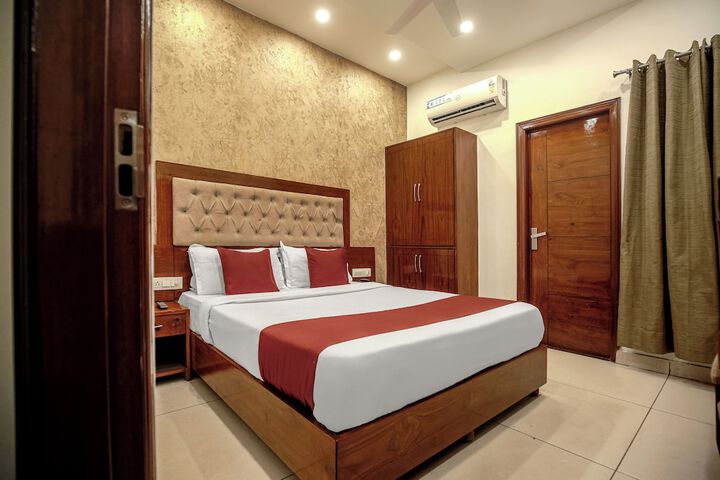Room 19 of 51