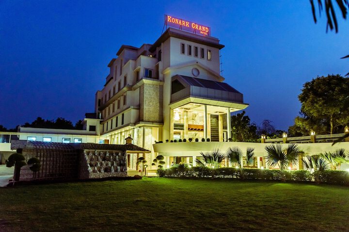 Exterior of Konark Grand Hotel