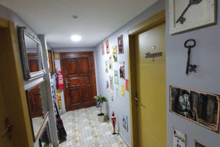Ballroom/Hall 85 of 104