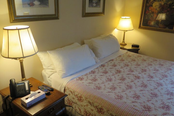 Room 7 of 42