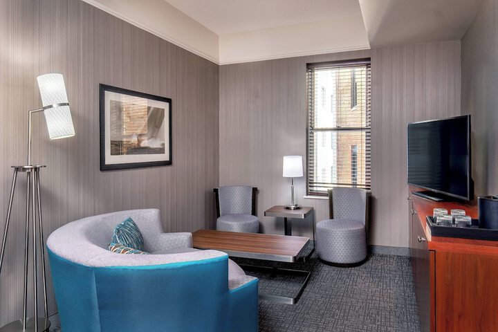 Room 16 of 43