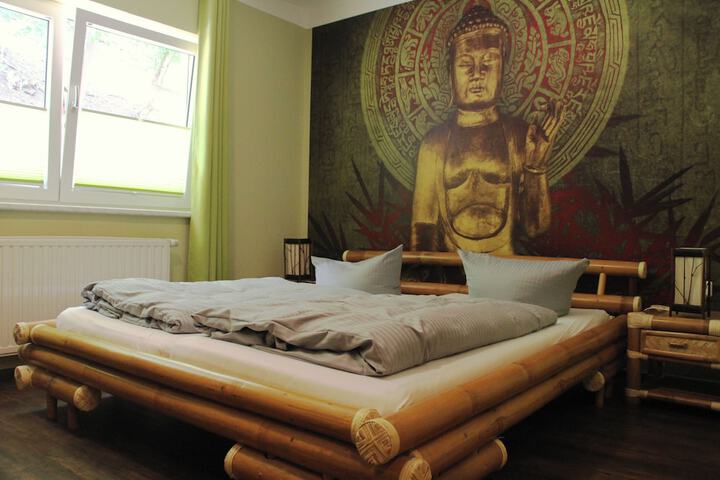 Room 19 of 68