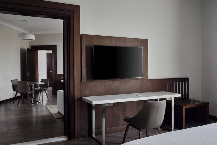 Room 6 of 51