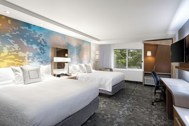 Room 11 of 34