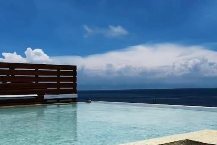 Pool 4 of 6