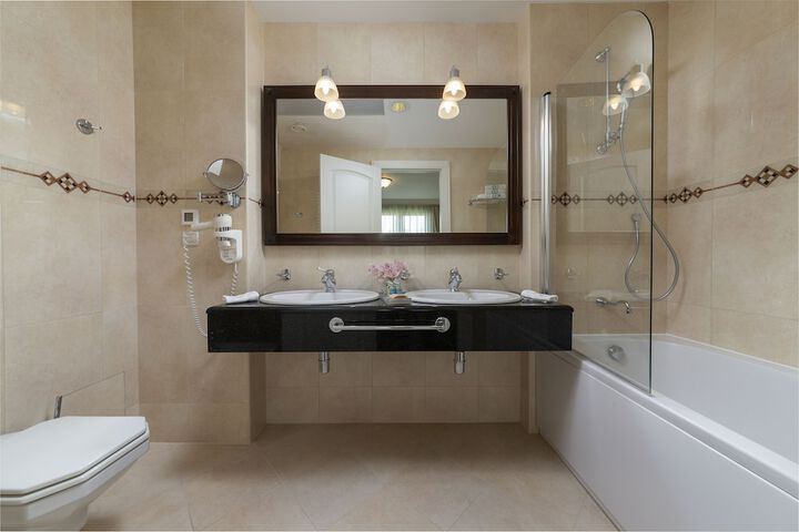 Bath Interior