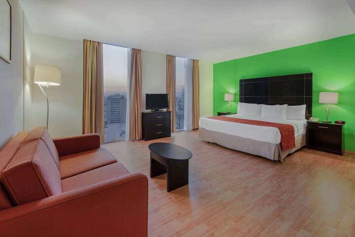 Room 20 of 94