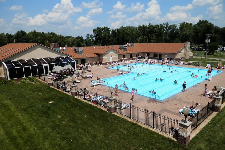 Pool 7 of 16