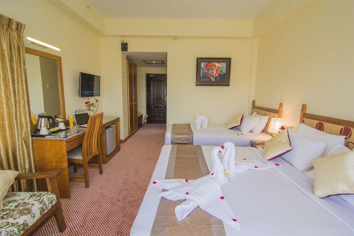 Room 22 of 37