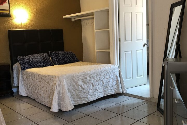 Room 11 of 44