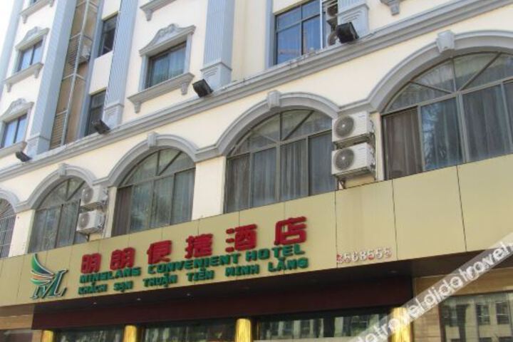 Bright and convenient hotel