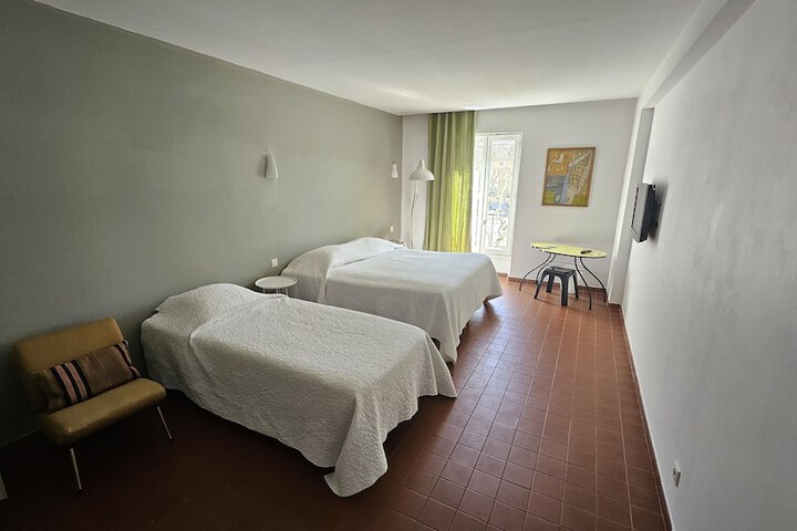 Room 11 of 47