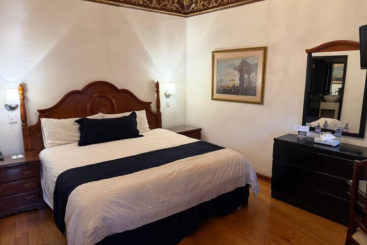 Room 15 of 47