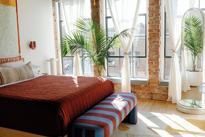 Room 12 of 20