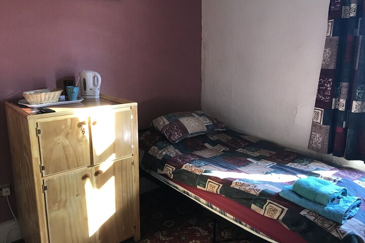 Room 5 of 34