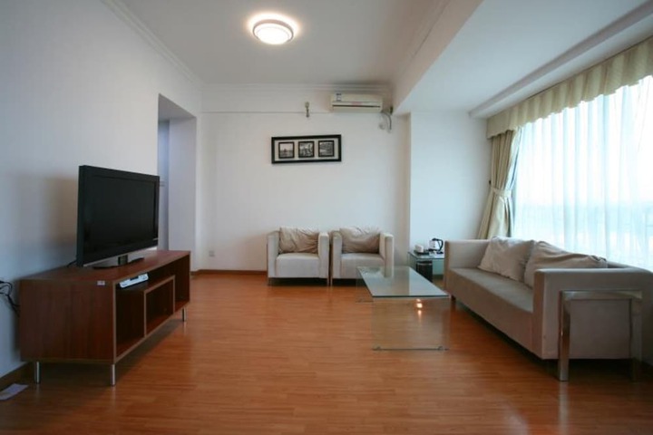 Room 11 of 14