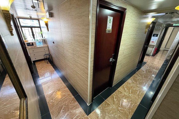 Ballroom/Hall 123 of 138