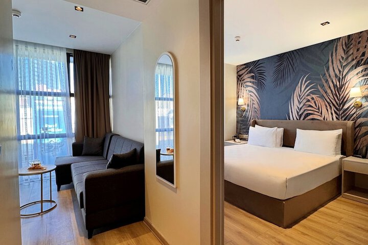Room 56 of 137