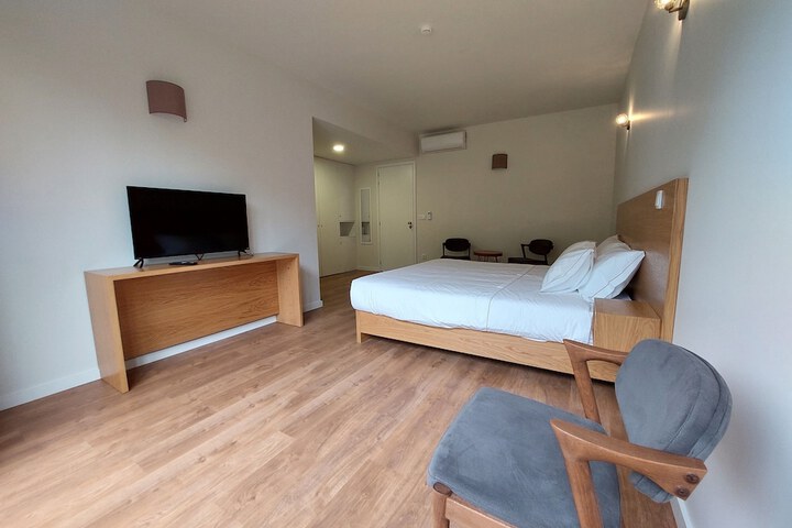 Room 9 of 53