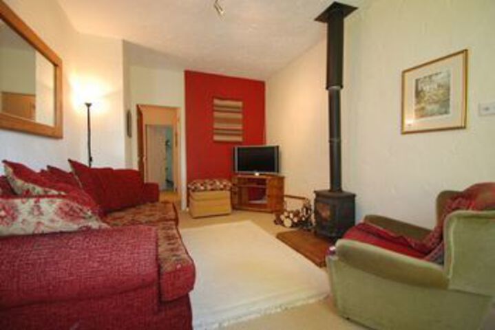 Room 7 of 16