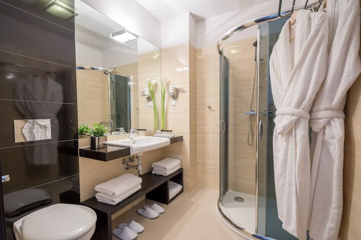 Clean Restrooms