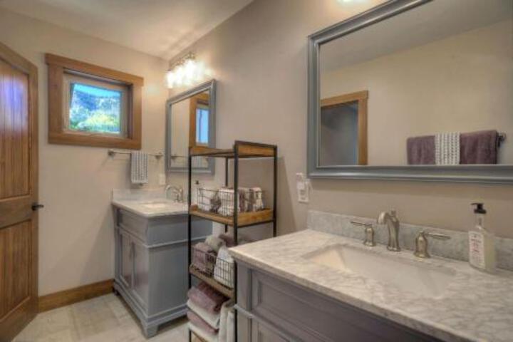 Castle Rock Retreat in Durango, CO