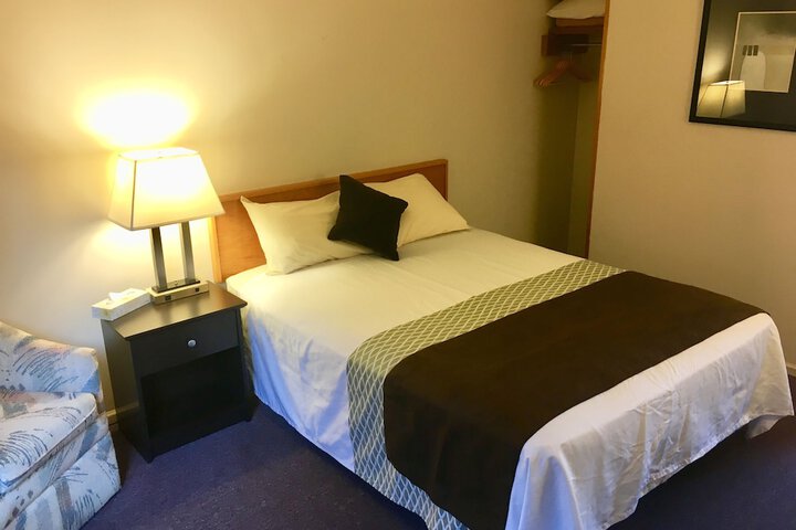Room 7 of 101