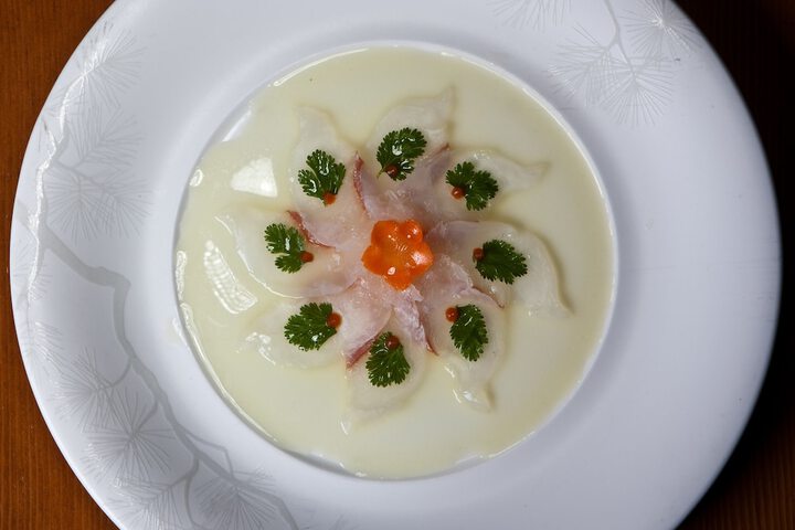 Dining 144 of 158