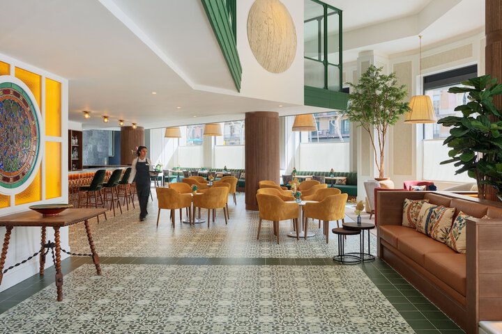Hotel 7 of 81