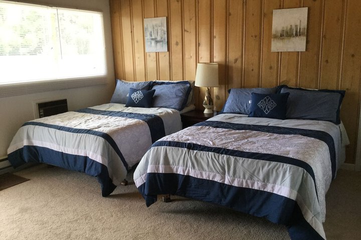 Room 6 of 80