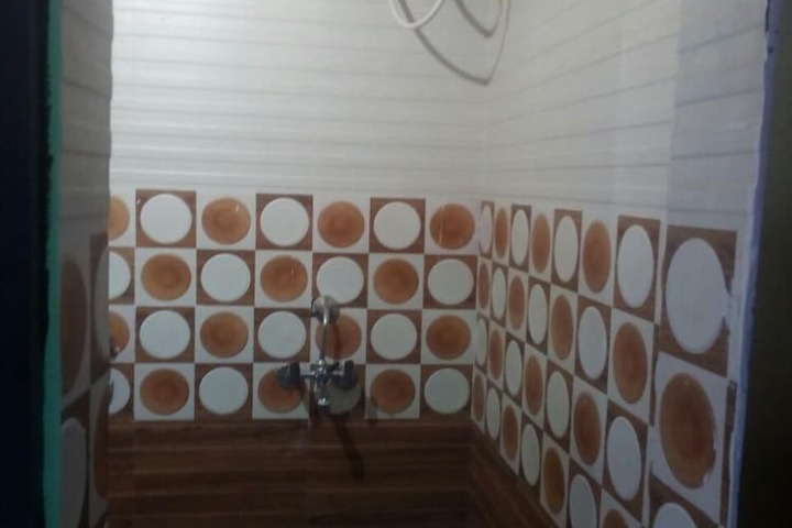 Room 14 of 32
