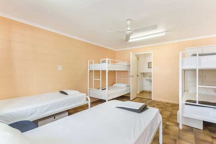 Room 17 of 44