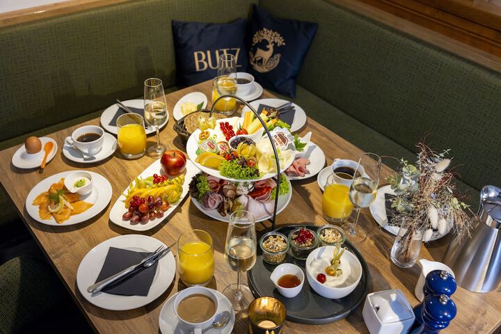 Breakfast/Coffee Service 62 of 63