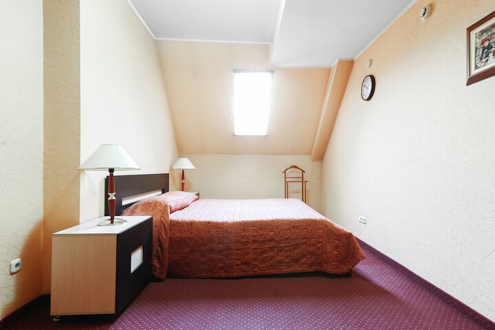 Room 50 of 88