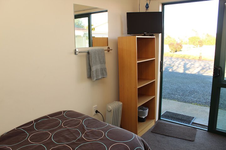 Room 18 of 89