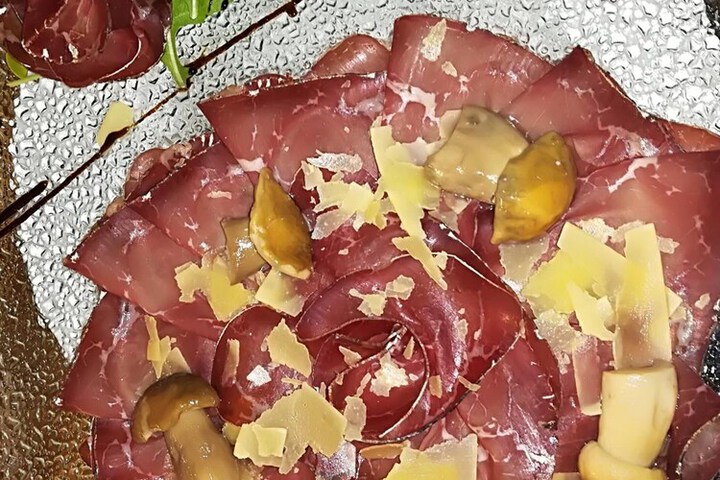 Dining 46 of 69