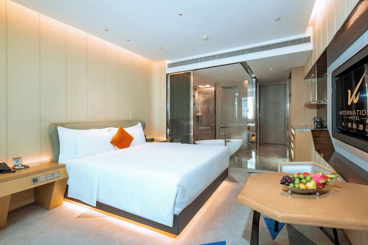 Room 35 of 124